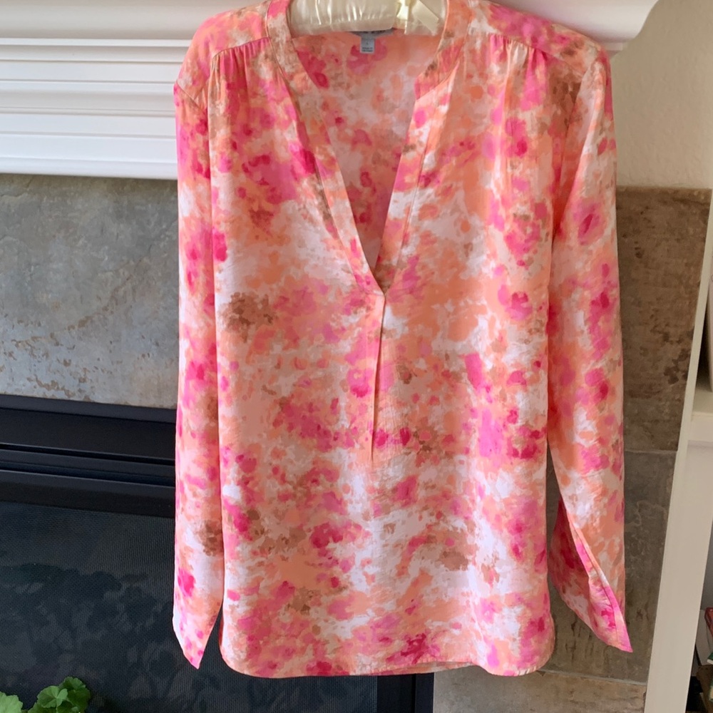 Floral & Ivy Watercolor V-Neck Blouse in Pink and Peach